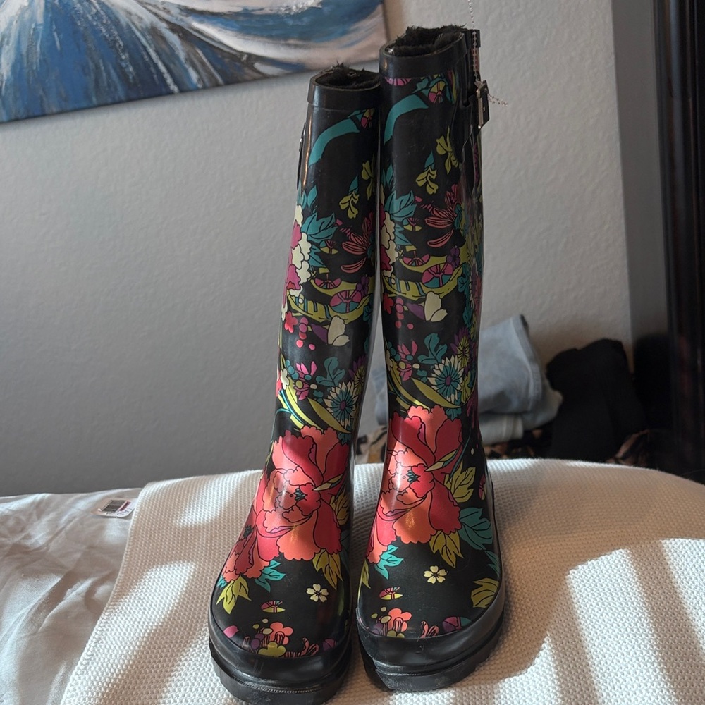 Floral Black Women's Winter Boots